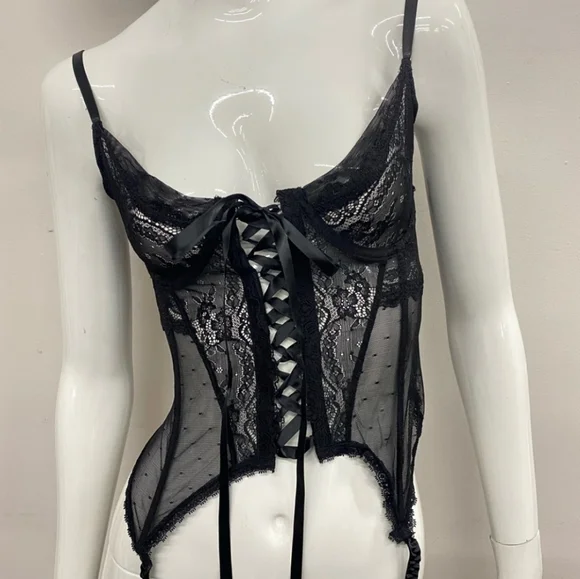 🖤 WIDOW Black Lace Bustier Lace-Up Cami 🖤 - Picture 3 of 12